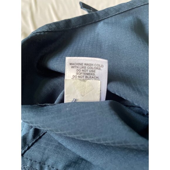 Magellan Outdoors Mens 2XL Blue Short Sleeve Fishing Shirt Relaxed Fit Moisture- - Picture 6 of 6